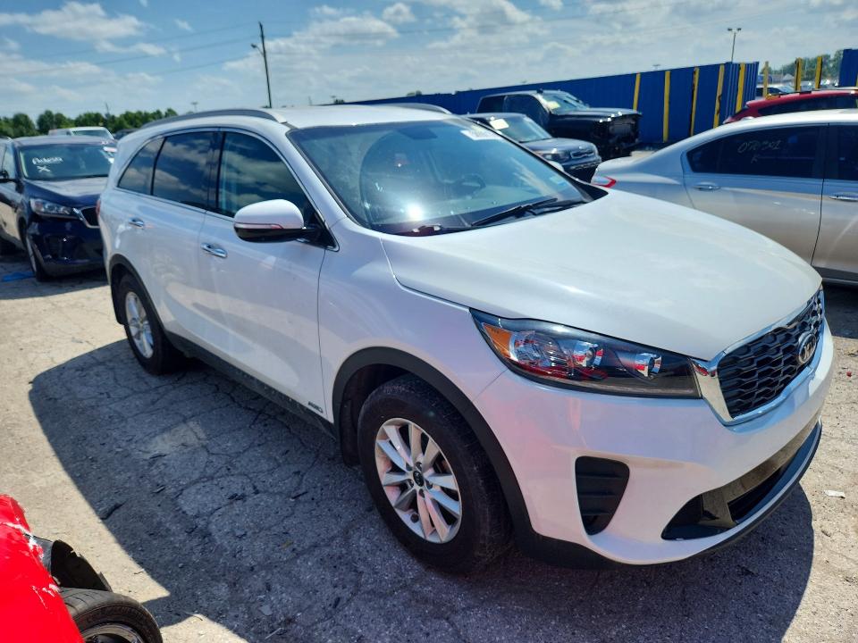 2020 Kia Sorento VIN 5XYPG4A30LG703008 COPART salvage auction — NORMAL WEAR, Wv - Certificate Of Title, sold $3,600 on 2026-07-31 (photo 4)