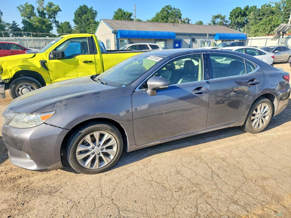 2013 Lexus ES VIN JTHBW1GG4D2010720 COPART salvage auction — WATER/FLOOD, Ks - Flood - Salvage, sold $3,300 on 2026-09-16 (photo 1)
