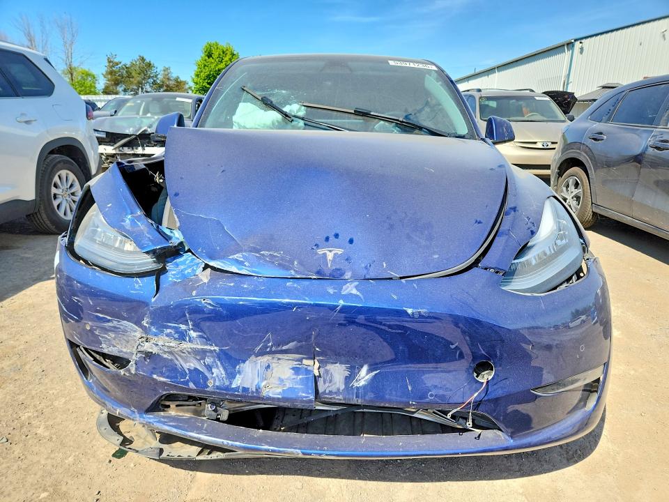 2022 Tesla Mdl y VIN 7SAYGDEE2NF504376 COPART salvage auction — FRONT END, On - Permit Salvage, sold $10,400 on 2026-07-14 (photo 5)