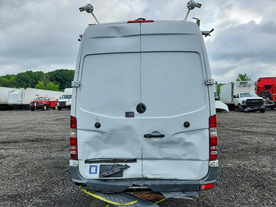 2018 Mercedes-benz Sprinter VIN WD3PE8CD5JP602750 COPART salvage auction — FRONT END, Ny - Mv-907A Salvage Certificate, sold $1,200 on 2026-07-08 (photo 6)
