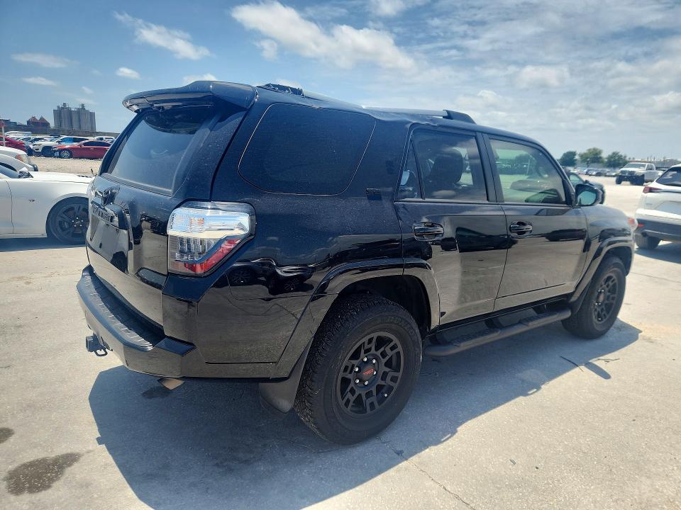 2023 Toyota 4runner VIN JTEEU5JR3P5291574 COPART salvage auction — ROOF, LA - CERT OF TITLE-SALVAGE, sold $16,300 on 2026-07-29 (photo 3)