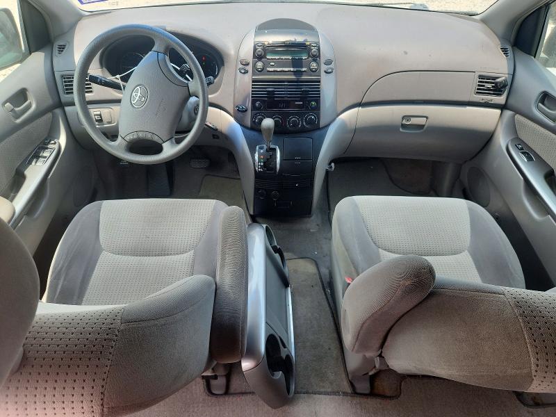 2010 Toyota Sienna VIN 5TDKK4CC0AS309143 COPART salvage auction — FRONT END, Tx - Salvage Vehicle Title, sold $1,400 on 2026-07-07 (photo 8)