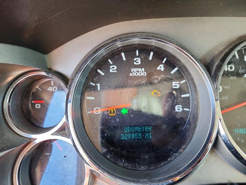2012 Chevrolet Silverado 2500 VIN 1GB2KVCG7CZ327265 COPART salvage auction — VANDALISM, Pa - Cert Of Title, sold $1,975 on 2026-07-09 (photo 9)