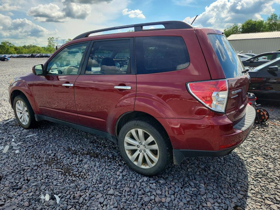 2012 Subaru Forester VIN JF2SHBDC3CH460732 COPART salvage auction — FRONT END, Il - Certificate Of Title, sold $425 on 2026-07-20 (photo 2)