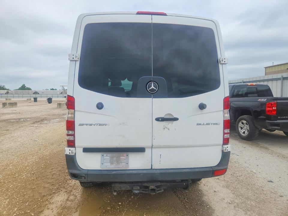 2014 Mercedes-benz Sprinter VIN WD3PE7DC7E5834848 COPART salvage auction — MECHANICAL, Mo - Dealer Only Clean Title, sold $1,600 on 2026-07-30 (photo 6)