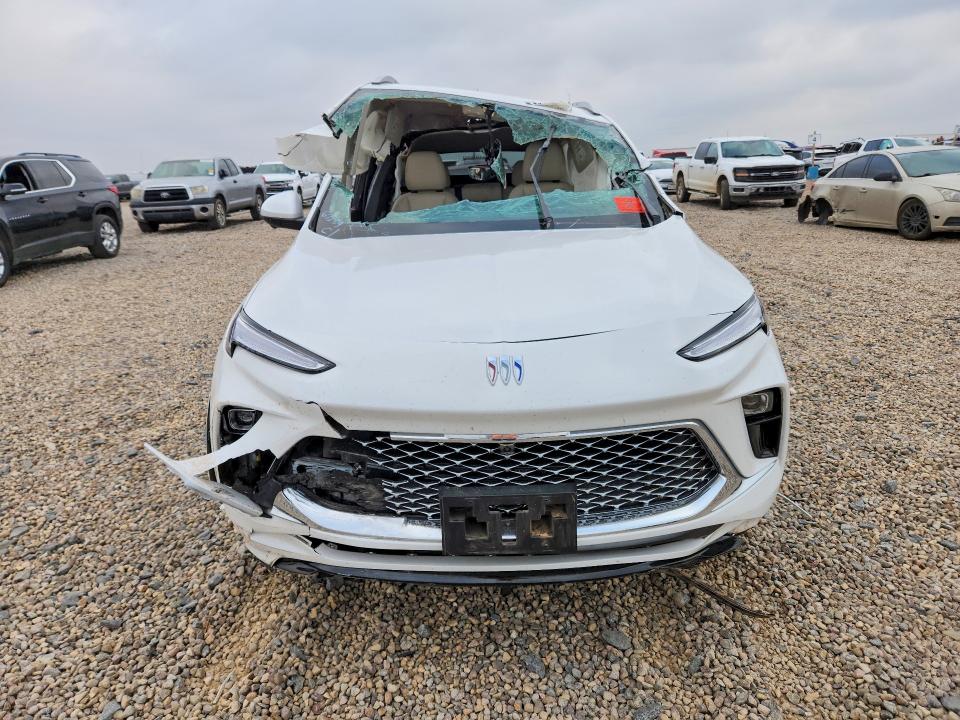 2025 Buick . VIN KL4AMFSL0SB093638 COPART salvage auction — ROOF, TX - NONREPAIRABLE TITLE, sold $100 on 2026-07-28 (photo 5)