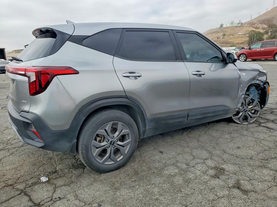 2024 Kia Seltos VIN KNDEPCAA6R7503420 COPART salvage auction — FRONT END, CA - SALVAGE CERTIFICATE, sold $5,500 on 2026-08-01 (photo 3)