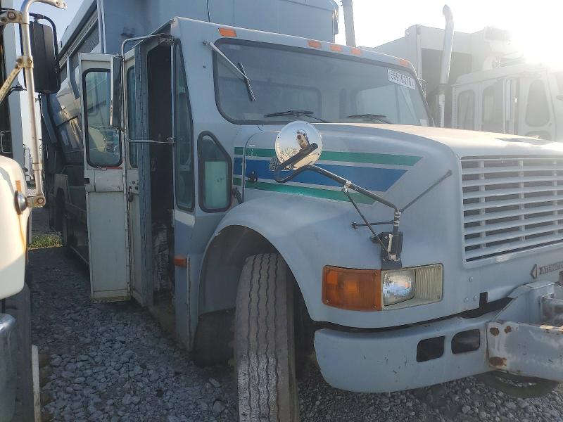 2001 International 4000 series VIN 1HTSDAAN01H293935 — COPART salvage auction photo