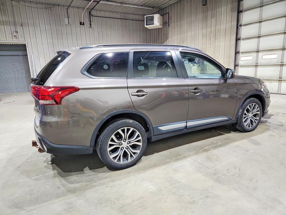 2016 Mitsubishi VIN JA4AZ3A38GZ054781 COPART salvage auction — VANDALISM, Nh - Cert Of Title-Salvage, sold $90 on 2026-07-23 (photo 3)