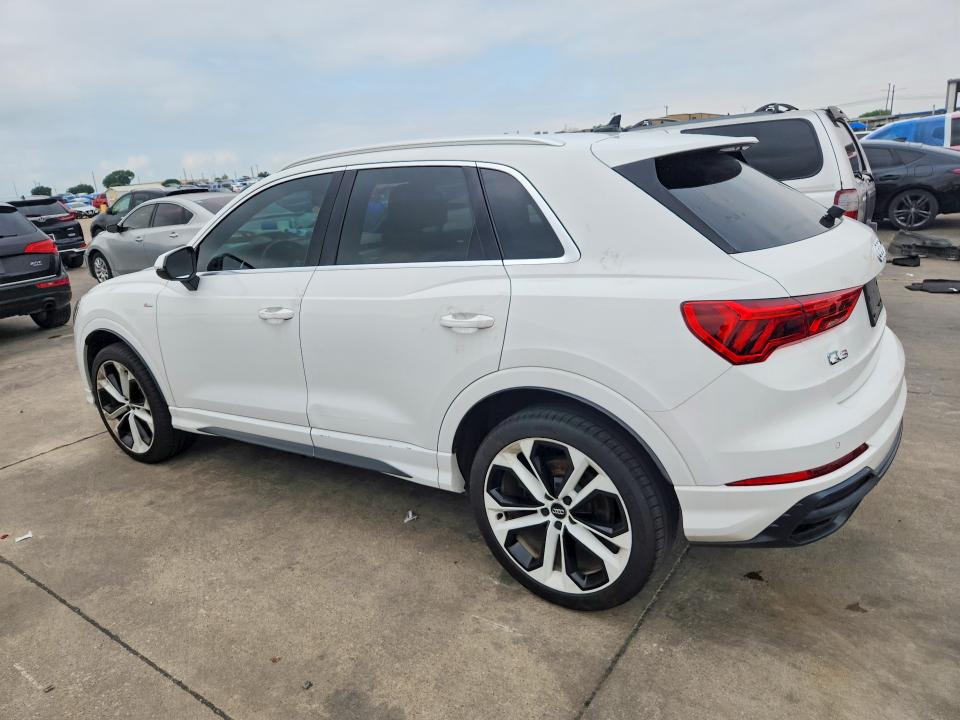 2020 Audi Q3 VIN WA1EECF32L1036565 COPART salvage auction — NORMAL WEAR, Ok - Certificate Of Title (P), sold $12,500 on 2026-07-08 (photo 2)