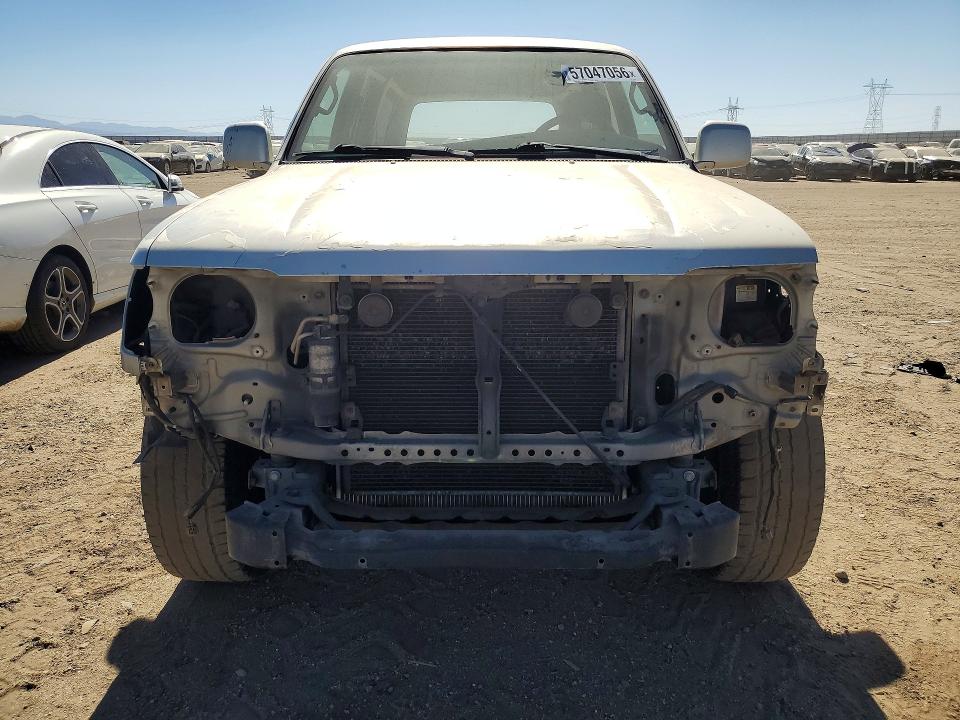 1999 Toyota 4runner VIN JT3GN86RXX0119614 COPART salvage auction — REAR END, Ca - Dis/Dlr/Exp Only Clean Title, sold $400 on 2026-07-20 (photo 5)