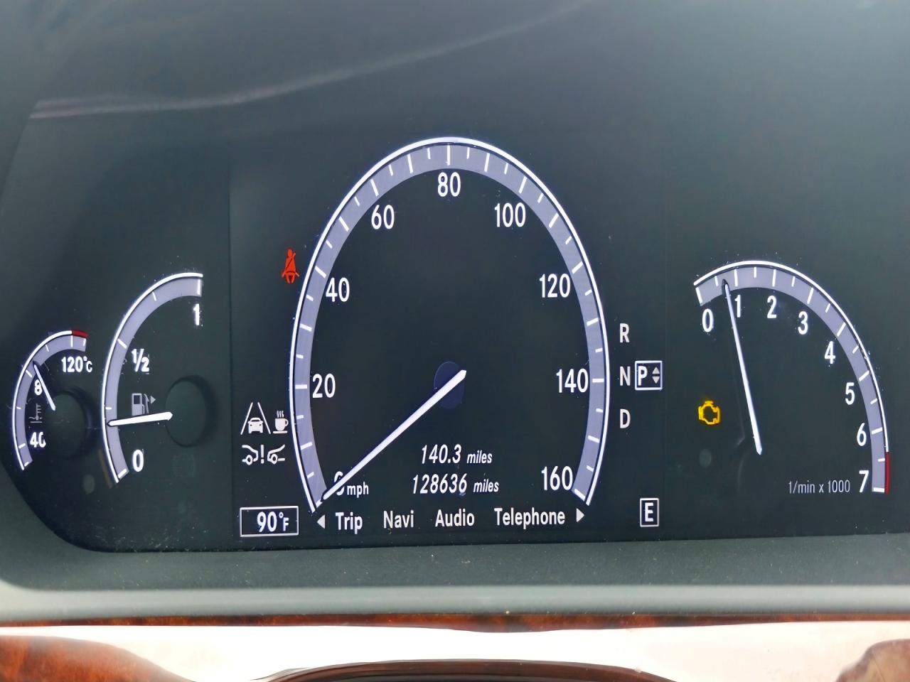 2013 Mercedes-Benz S-Class VIN WDDNG7DBXDA505135 COPART salvage auction — Minor Dent/Scratches, MD - CERT OF SALVAGE > 75% DAMAGE (P), sold $1,850 on 2026-07-01 (photo 8)