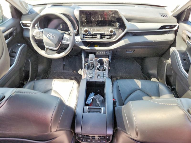 2023 Toyota Highlander VIN 5TDKDRBH8PS046705 COPART salvage auction — FRONT END, IL - SALVAGE CERTIFICATE, sold $25,000 on 2026-07-31 (photo 8)