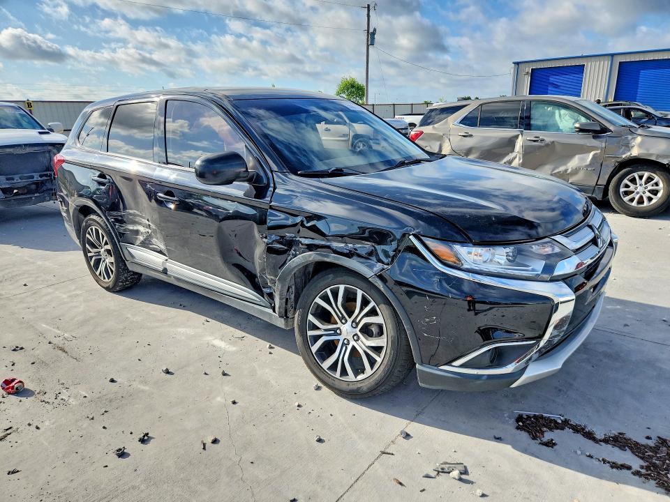 2018 Mitsubishi Outlander VIN JA4AD2A3XJZ009695 COPART salvage auction — FRONT END, Tx - Nonrepairable Title, sold $2,050 on 2026-07-07 (photo 4)
