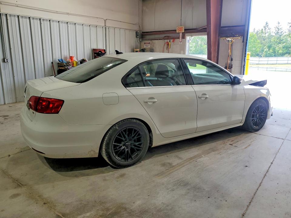 2014 Volkswagen Jetta VIN 3VWD17AJ3EM322132 COPART salvage auction — FRONT END, Ny - Mv-907A Salvage Certificate, sold $775 on 2026-07-06 (photo 3)