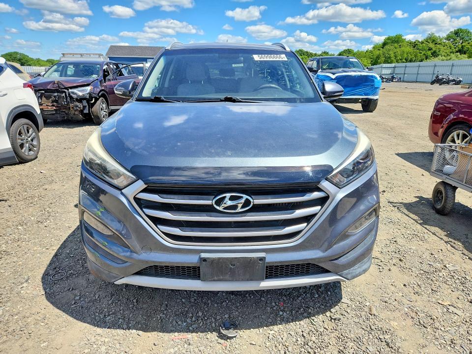 2017 Hyundai Tucson VIN KM8J3CA21HU288141 COPART salvage auction — MINOR DENT/SCRATCHES, Ma - Certificate Of Title, sold $125 on 2026-07-07 (photo 5)