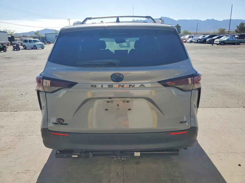 2025 Toyota Sienna VIN 5TDCSKFC7SS183983 COPART salvage auction — FRONT END, Tx - Salvage Vehicle Title, sold $22,100 on 2026-07-10 (photo 6)