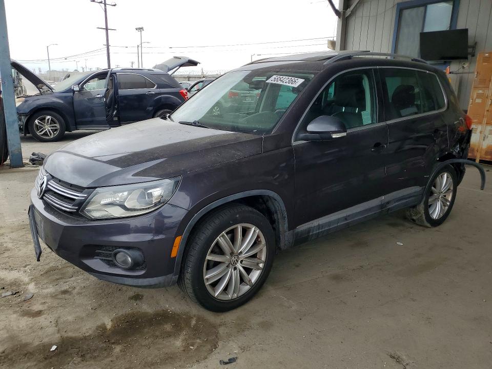 2016 Volkswagen Tiguan VIN WVGAV7AX3GW588344 COPART salvage auction — REAR END, Ca - Salvage Certificate, sold $725 on 2026-08-06 (photo 1)