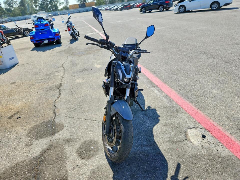2022 Yamaha Mt VIN JYARM32Y9NA000866 COPART salvage auction — VANDALISM, Ca - Salvage Certificate, sold $150 on 2026-07-30 (photo 2)