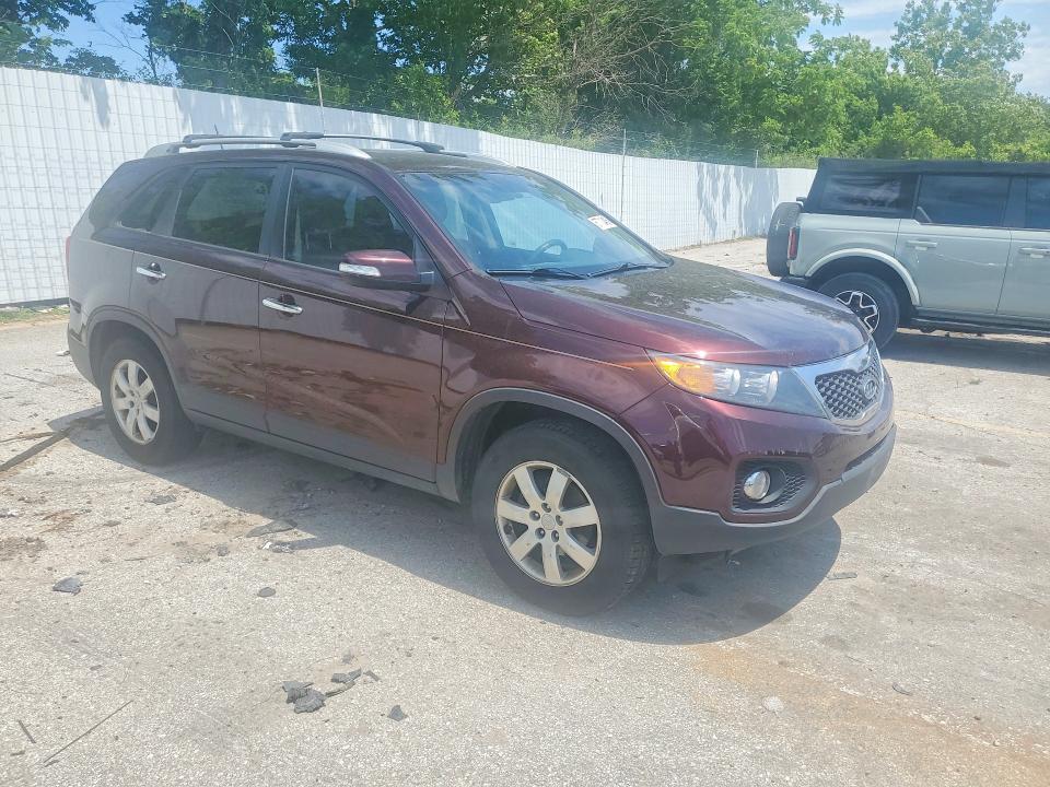 2013 Kia Sorento VIN 5XYKT4A25DG325329 COPART salvage auction — FRONT END, Mo - Certificate Of Title, sold $875 on 2026-07-10 (photo 4)
