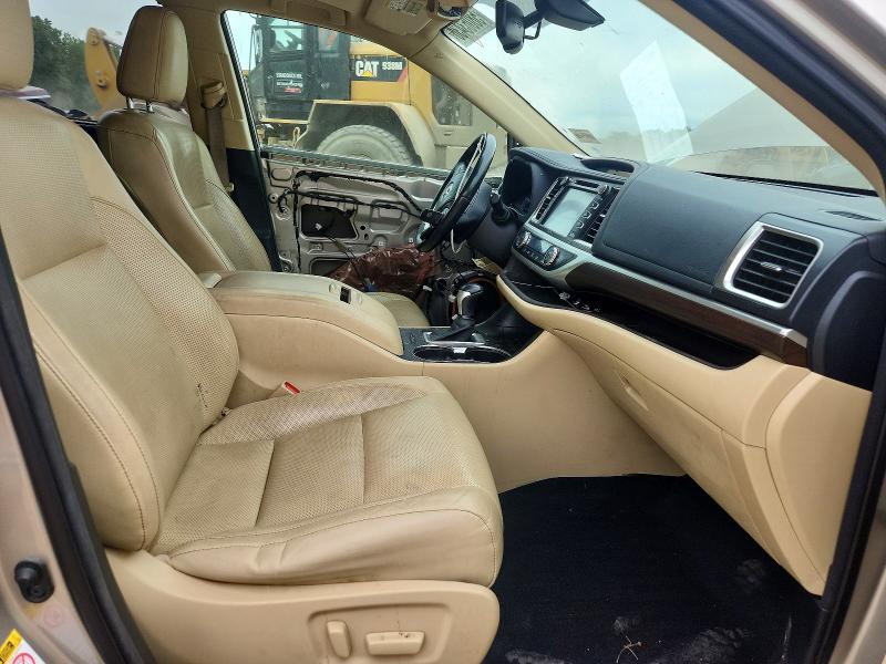 2014 Toyota Highlander VIN 5TDYKRFH6ES031126 COPART salvage auction — FRONT END, Salvage Title, sold $250 on 2026-07-29 (photo 7)