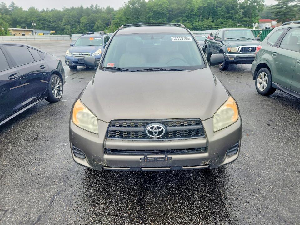 2010 Toyota Rav4 VIN JTMBF4DV8AD036372 COPART salvage auction — MECHANICAL, RI - CERTIFICATE OF TITLE, sold $900 on 2026-07-07 (photo 4)