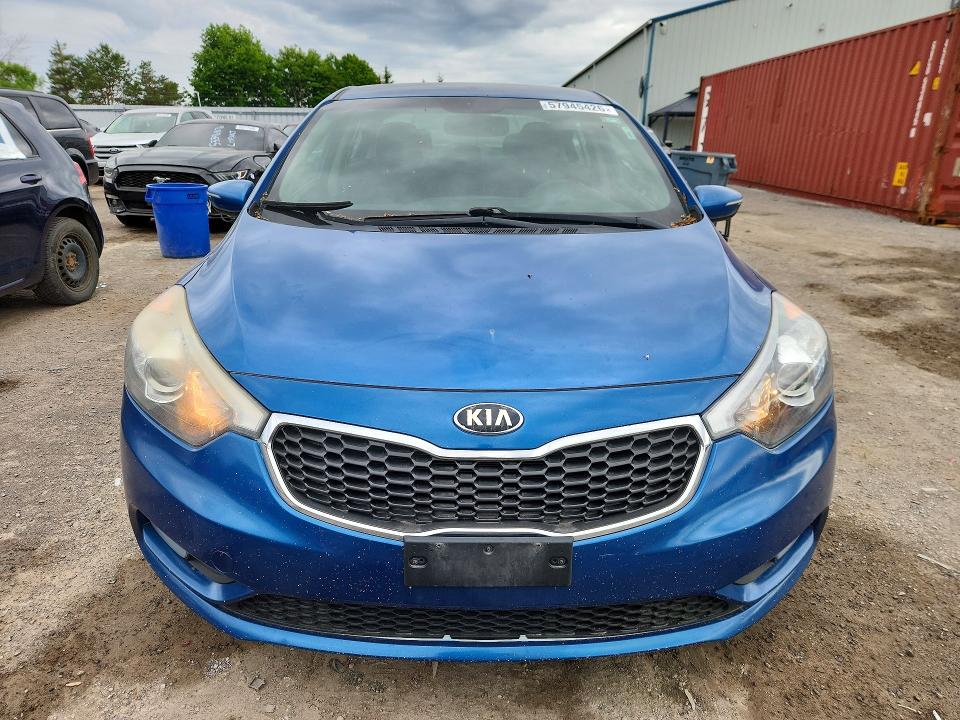 2014 Kia Forte VIN KNAFX4A80E5176071 COPART salvage auction — REAR END, ON - PERMIT NO BRAND - UNFIT, sold $725 on 2026-07-28 (photo 5)