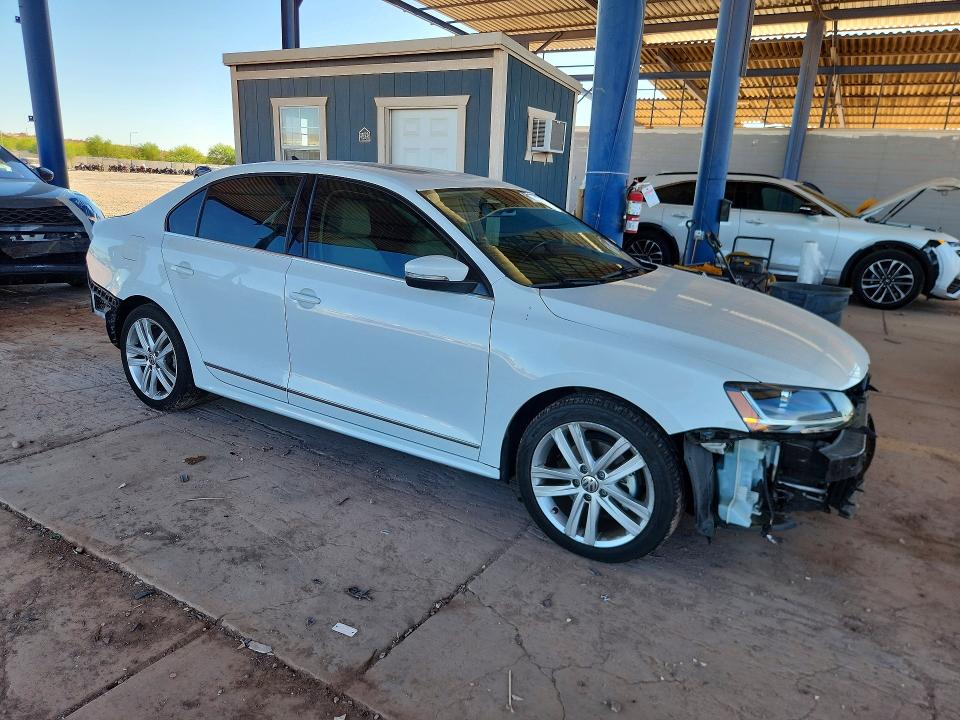 2017 Volkswagen Jetta VIN 3VWL17AJ4HM390729 COPART salvage auction — FRONT END, Az - Cert Of Title - Salvage, sold $4,200 on 2026-07-09 (photo 4)