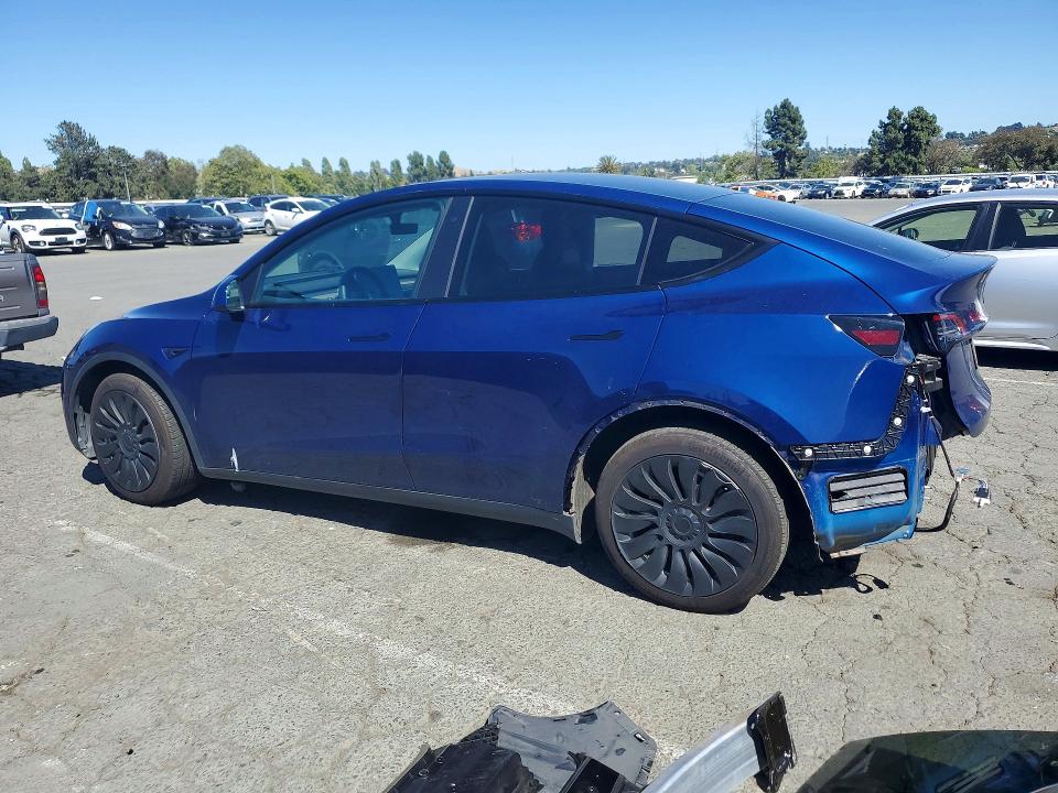 2022 Tesla Model y VIN 7SAYGDEE6NF344891 COPART salvage auction — REAR END, Ca - Salvage Certificate, sold $11,000 on 2026-07-06 (photo 1)