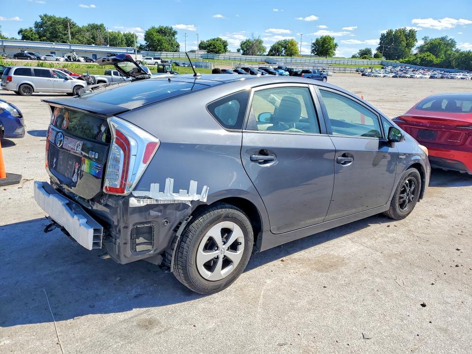 2013 Toyota Prius VIN JTDKN3DUXD5568421 COPART salvage auction — REAR END, MO - SALVAGE CERTIFICATE OF TITLE, sold $2,300 on 2026-07-28 (photo 3)