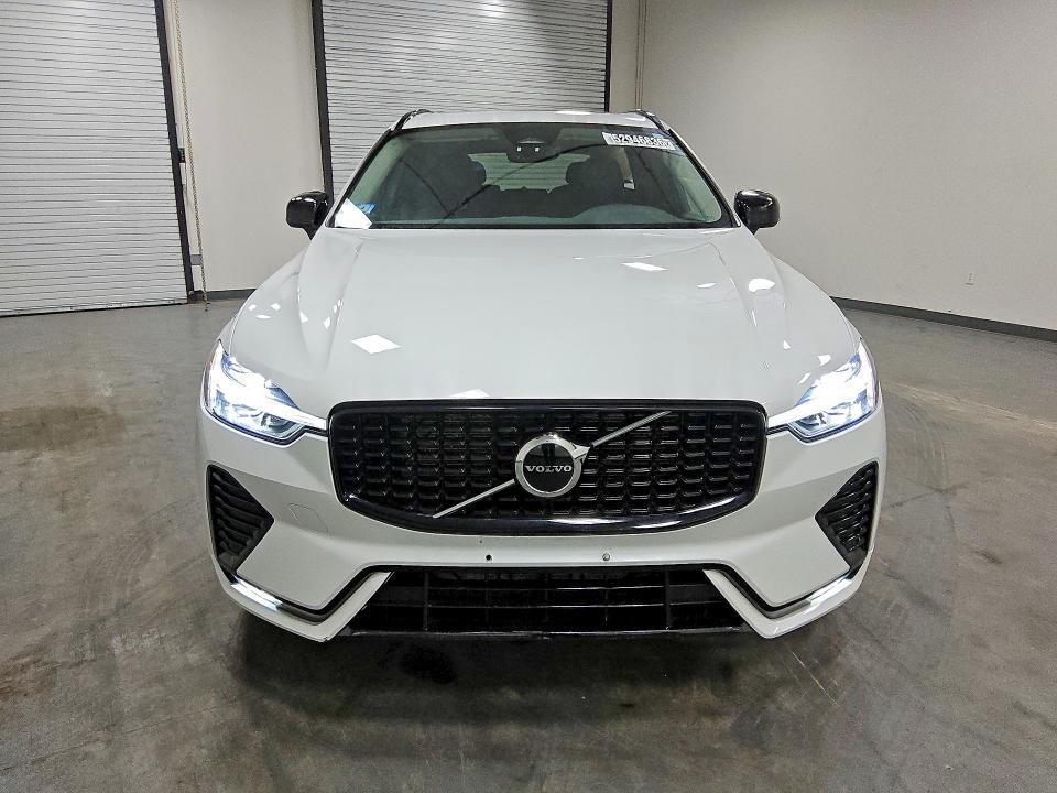 2025 Volvo Xc60 VIN YV4M12RJ1S1185062 COPART salvage auction — SIDE, MA - CERTIFICATE OF TITLE, sold $14,300 on 2026-07-09 (photo 5)