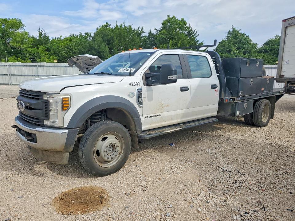2019 Ford F-550 super duty VIN 1FD0W5HT9KED42803 COPART salvage auction — MINOR DENT/SCRATCHES, MN - CERTIFICATE OF TITLE, sold $11,800 on 2026-07-09 (photo 1)