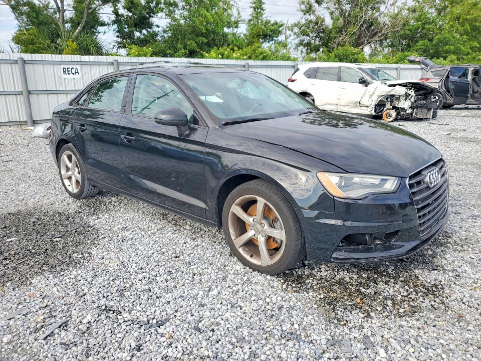 2015 Audi A3 VIN WAUACGFF8F1073715 COPART salvage auction — VANDALISM, Fl - Cert Of Title Slvg Rebuildable, sold $525 on 2026-07-31 (photo 4)