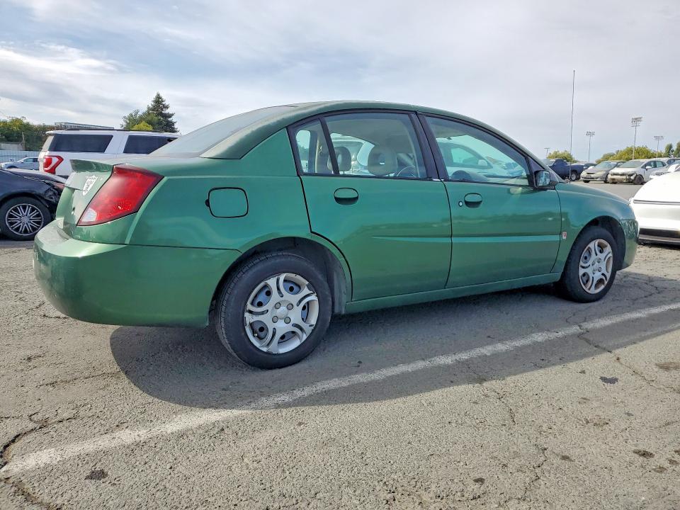 2004 Saturn Ion VIN 1G8AJ52F24Z216797 COPART salvage auction — MINOR DENT/SCRATCHES, Ca - Dis/Dlr/Exp App For Dup Clean, sold $150 on 2026-07-31 (photo 3)