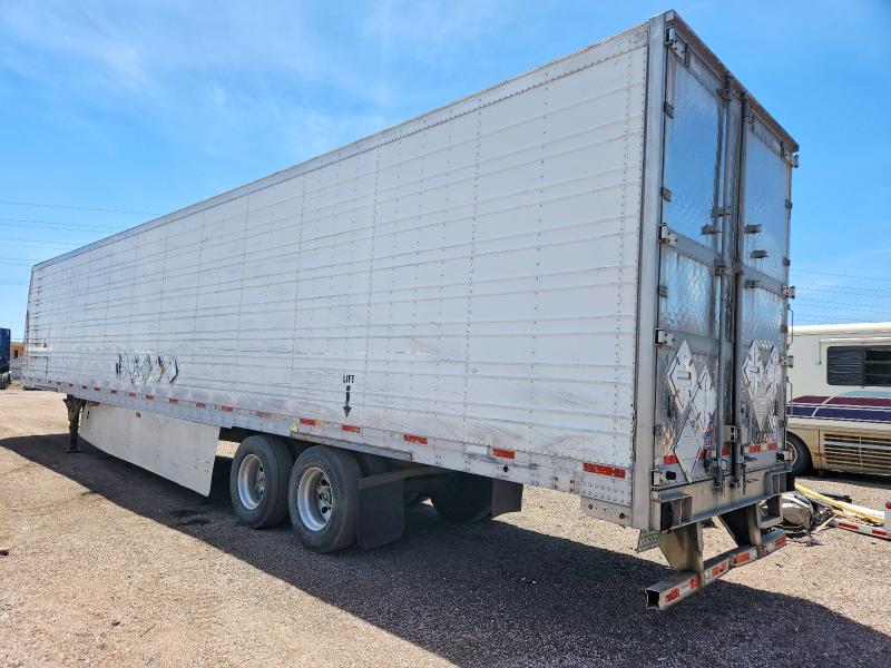 2015 Utility Vs2ra VIN 1UYVS2532FU232827 COPART salvage auction — ROLLOVER, CO - SALVAGE TITLE, sold $3,150 on 2026-07-09 (photo 3)