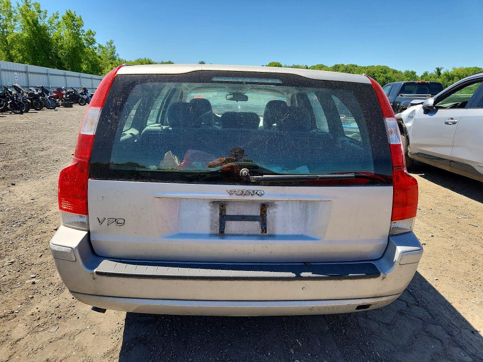 2006 Volvo V70 VIN YV1SW640162573386 COPART salvage auction — BURN, MA - CERT OF TITLE-RECONSTRCTD COLL, sold $125 on 2026-07-29 (photo 6)