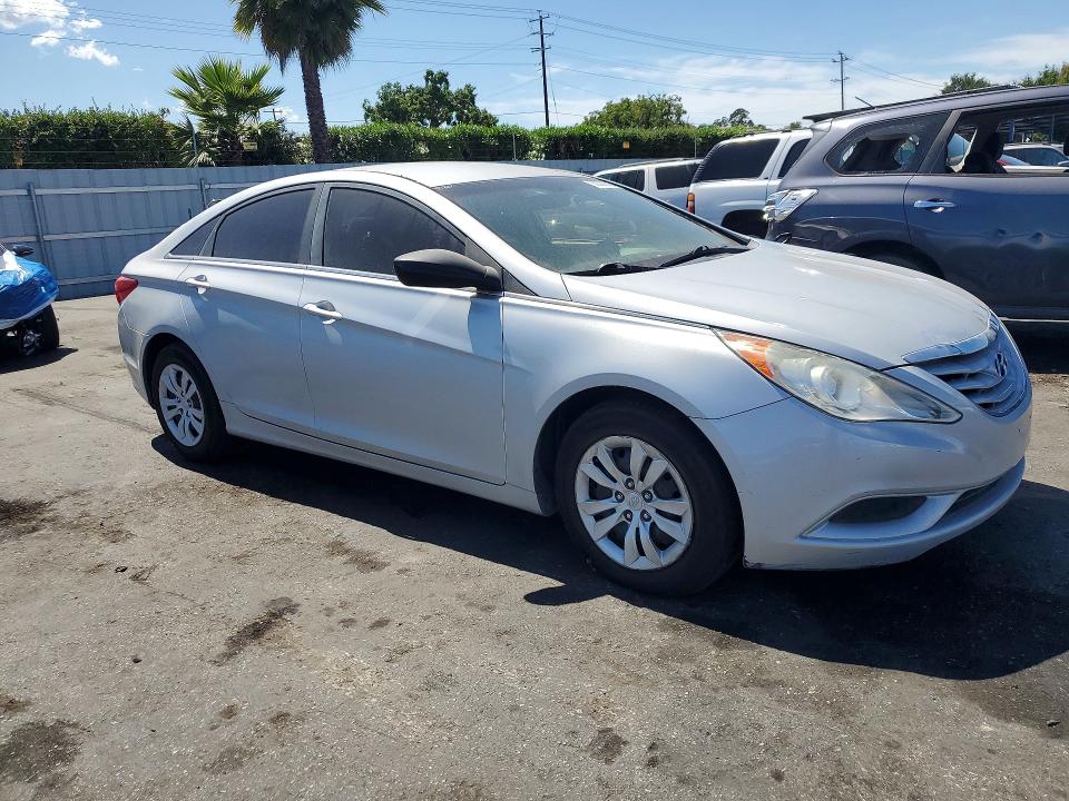2011 Hyundai Sonata VIN 5NPEB4AC0BH266205 COPART salvage auction — MECHANICAL, Ca - Dis/Dlr/Exp Only Clean Title, sold $50 on 2026-07-02 (photo 4)
