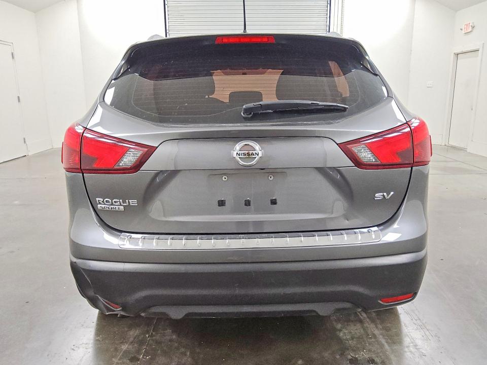 2017 Nissan Rogue sport VIN JN1BJ1CP8HW022800 COPART salvage auction — MINOR DENT/SCRATCHES, Tx - Certificate Of Title, sold $1,900 on 2026-07-07 (photo 6)