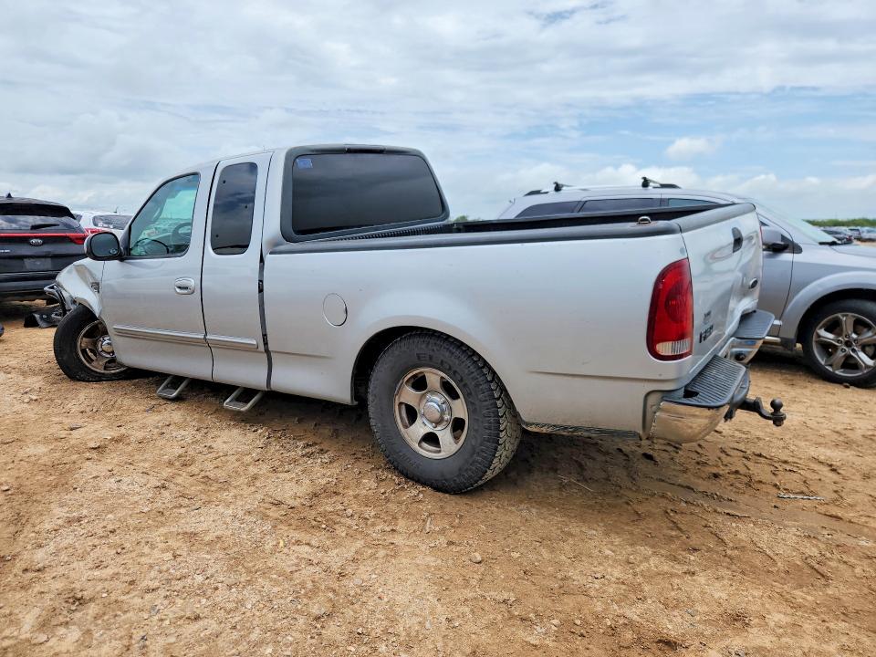 2001 Ford F-150 lightning VIN 1FTRX17W61KC65708 COPART salvage auction — UNDERCARRIAGE, Tx - Salvage Vehicle Title, sold $975 on 2026-07-02 (photo 2)