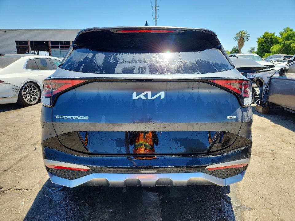 2024 Kia Sportage VIN KNDPXCDGXR7130777 COPART salvage auction — FRONT END, CA - CERTIFICATE OF TITLE, sold $5,600 on 2026-07-23 (photo 6)