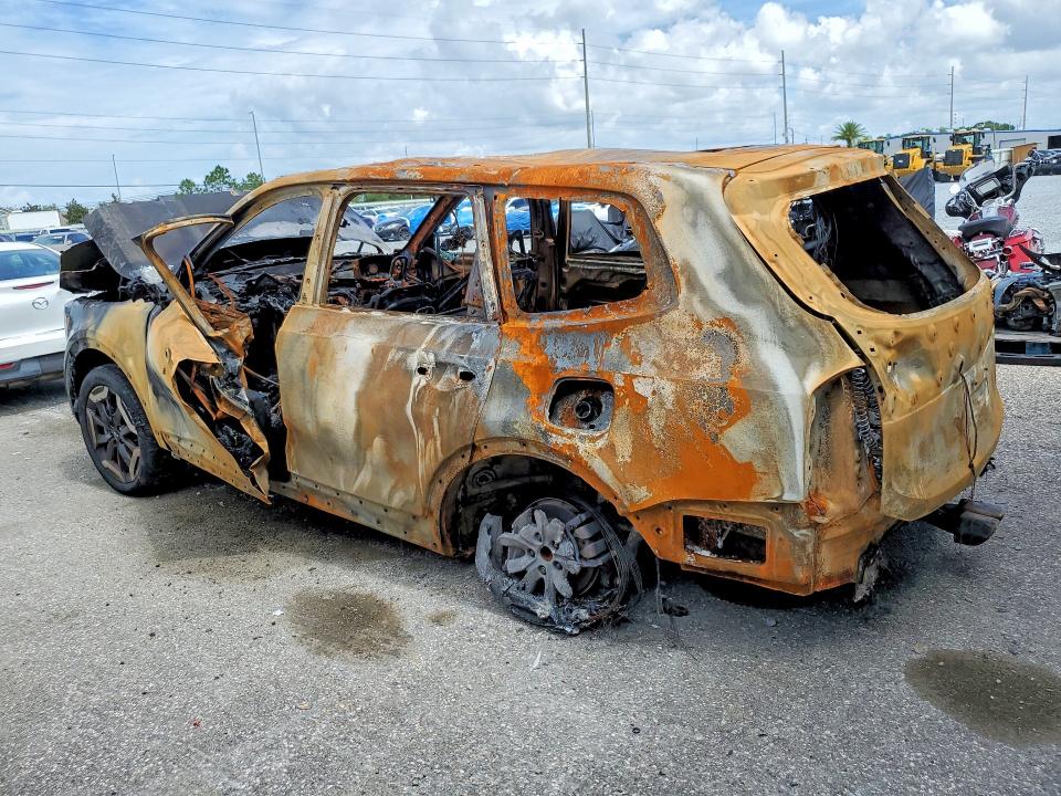 2025 Kia Telluride VIN 5XYP64GCXSG711335 COPART salvage auction — BURN, FL - CERTIFICATE OF DESTRUCTION, sold $30 on 2026-07-24 (photo 2)