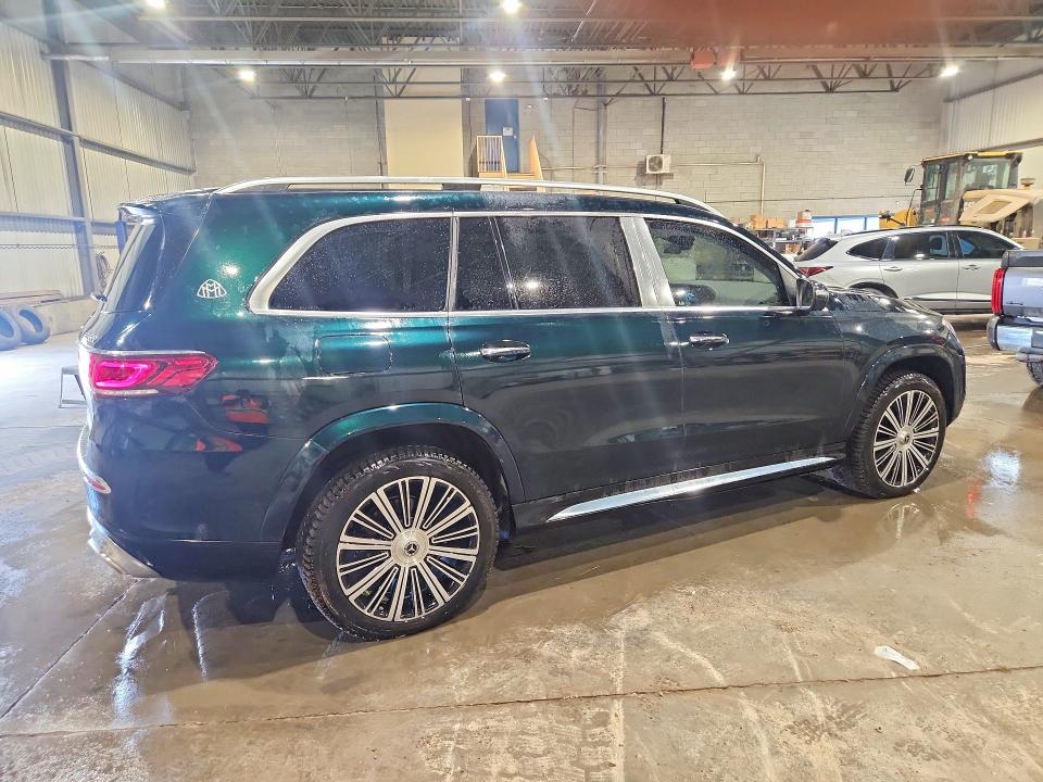 2023 Mercedes-benz Maybach VIN 4JGFF8HB9PA889751 COPART salvage auction — VANDALISM, ON - PERMIT NO BRAND - UNFIT, sold $69,500 on 2026-07-28 (photo 3)