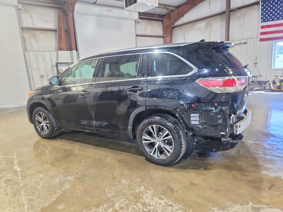 2016 Toyota Highlander VIN 5TDJKRFH1GS241881 COPART salvage auction — REAR END, Ma - Cert Of Title-Reconstrctd Coll, sold $8,000 on 2026-07-06 (photo 2)