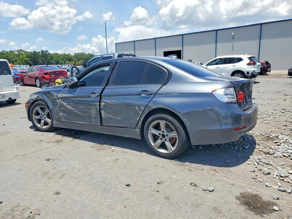 2014 BMW 3er VIN WBA3C3C55EF986236 COPART salvage auction — FRONT END, Fl - Cert Of Title Slvg Rebuildable, sold $350 on 2026-07-15 (photo 2)