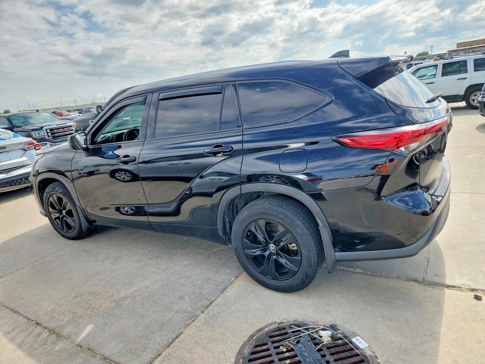 2020 Toyota Highlander VIN 5TDGZRAH4LS014952 COPART salvage auction — NORMAL WEAR, Tx - Certificate Of Title, sold $18,900 on 2026-07-30 (photo 2)