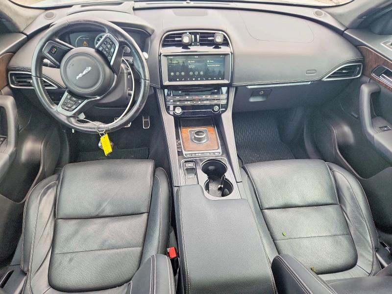 2017 Jaguar F-pace VIN SADCM2BV8HA889789 COPART salvage auction — FRONT END, AL - CERT OF TITLE-SALVAGE TITLE, sold $5,700 on 2026-07-30 (photo 8)