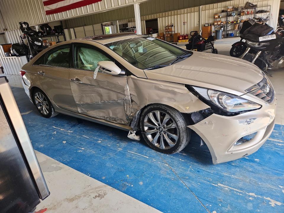 2011 Hyundai Sonata VIN 5NPEC4AB2BH234389 COPART salvage auction — SIDE, Ms - Cert Of Title-Salvaged, sold $400 on 2026-07-15 (photo 4)