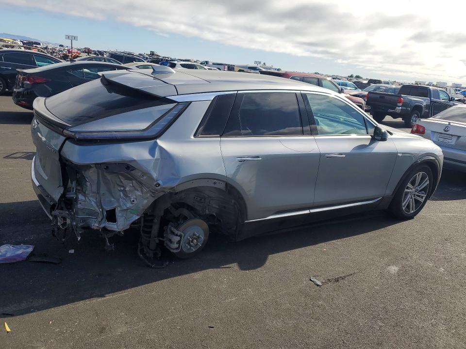 2024 Cadillac Lyriq VIN 1GYKPMRL8RZ100195 COPART salvage auction — REAR END, Ca - Salvage Certificate, sold $13,000 on 2026-07-20 (photo 3)