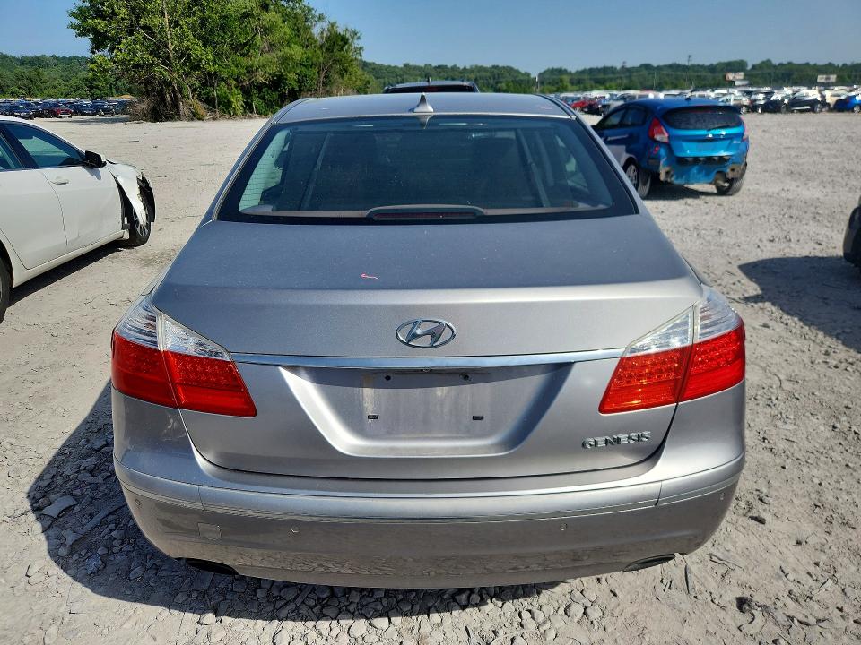 2011 Hyundai Genesis VIN KMHGC4DE2BU138584 COPART salvage auction — SIDE, IL - SALVAGE CERTIFICATE, sold $700 on 2026-07-27 (photo 6)