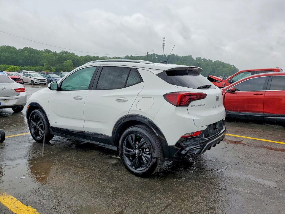 2026 Buick . VIN KL4AMDSL3TB042737 COPART salvage auction — MINOR DENT/SCRATCHES, Ky - Cert Of Title-Salvage, sold $10,700 on 2026-08-06 (photo 2)